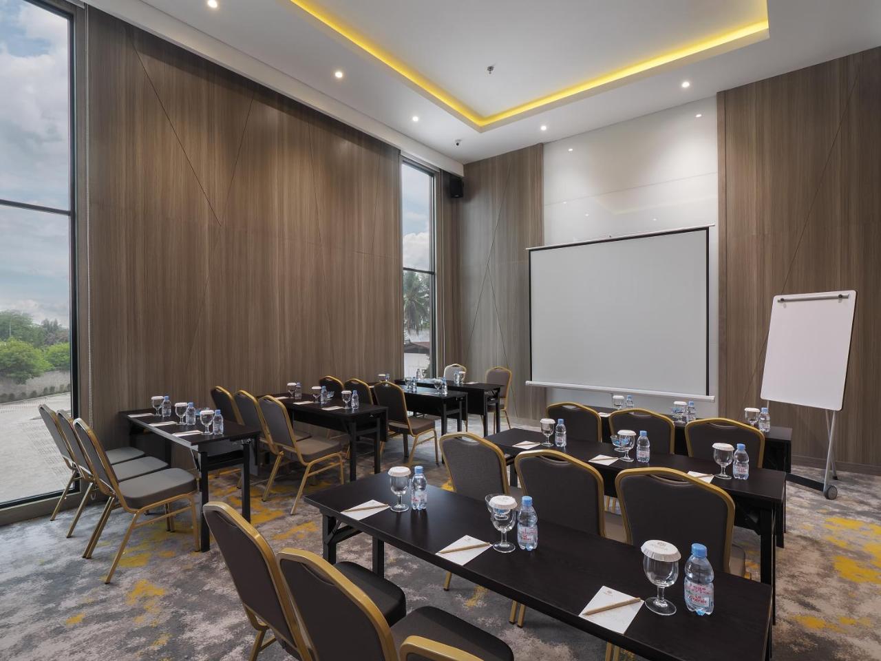 Arosa Hotel